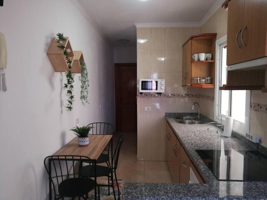 Acogedor Atico Con Terraza En San Cristobal De La Laguna المظهر الخارجي الصورة
